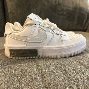 NIKE Air Force 1 Fontanaka women’s size 6 in white